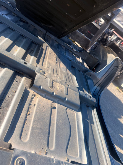 2007-2013 Chevrolet Silverado 1500 5’8” Short Bed Truck Box