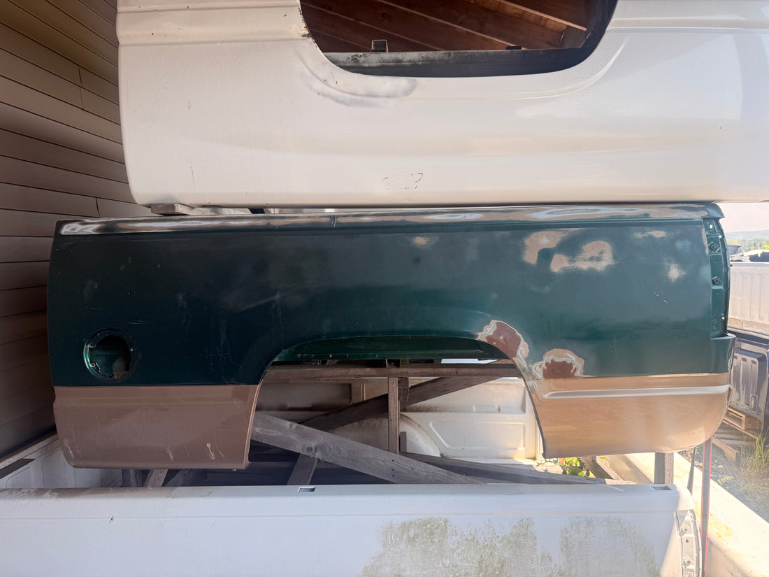 1988–1998 GMC Sierra 1500 2500 3500 6'6" Standard Bed Truck Box