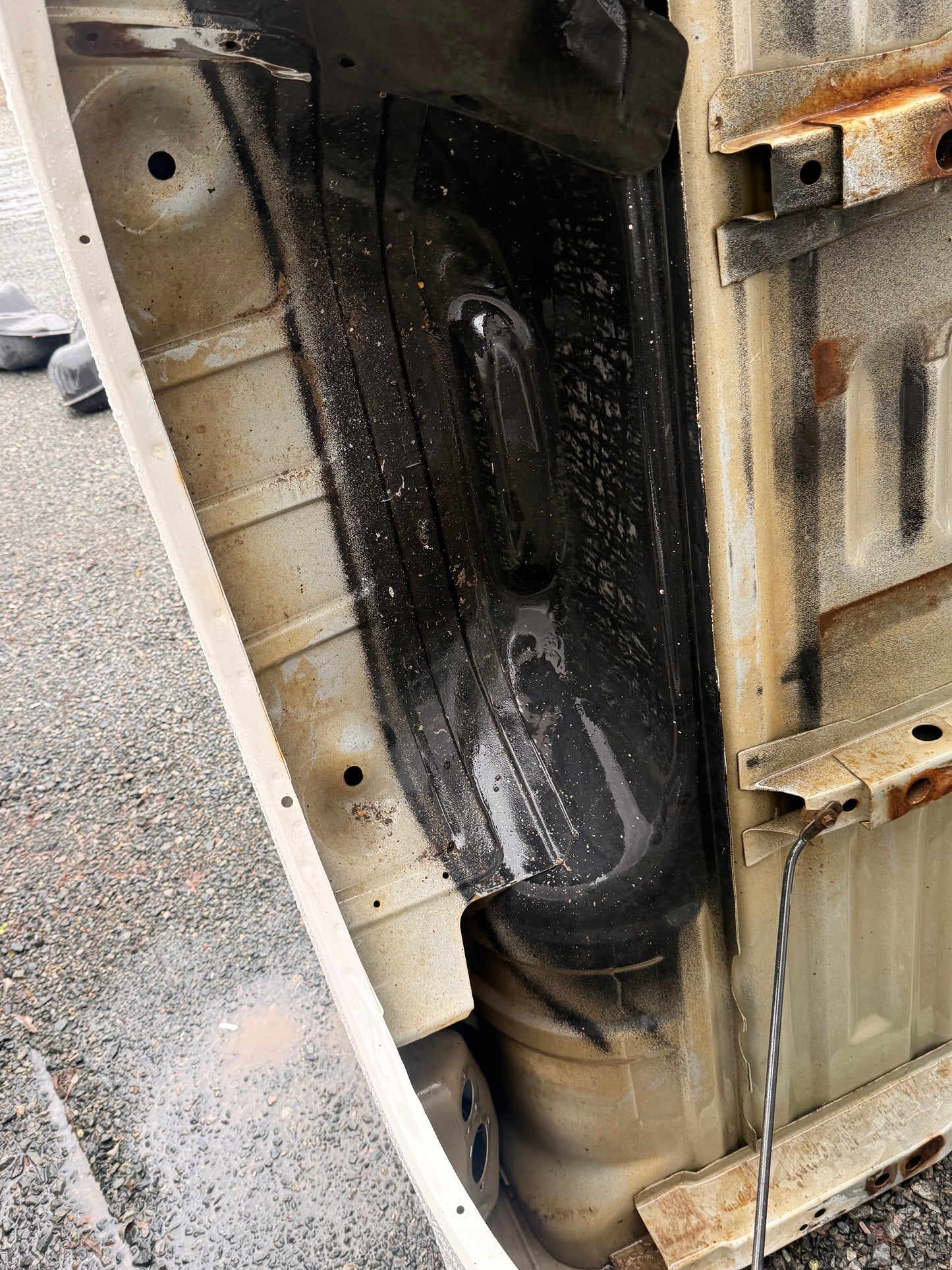2011–2016 Ford F-250/F-350 6'9" Standard Bed Truck Box