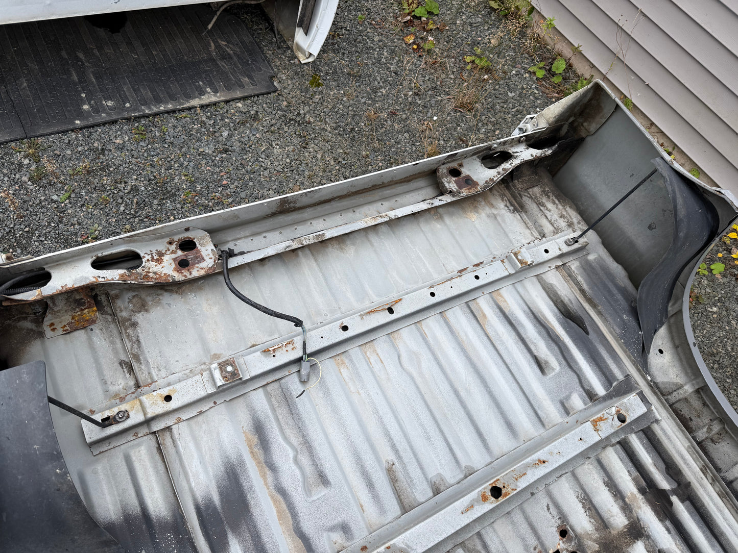 1999-2010 Ford F-250/F-350, 6.5ft Long Truck Box