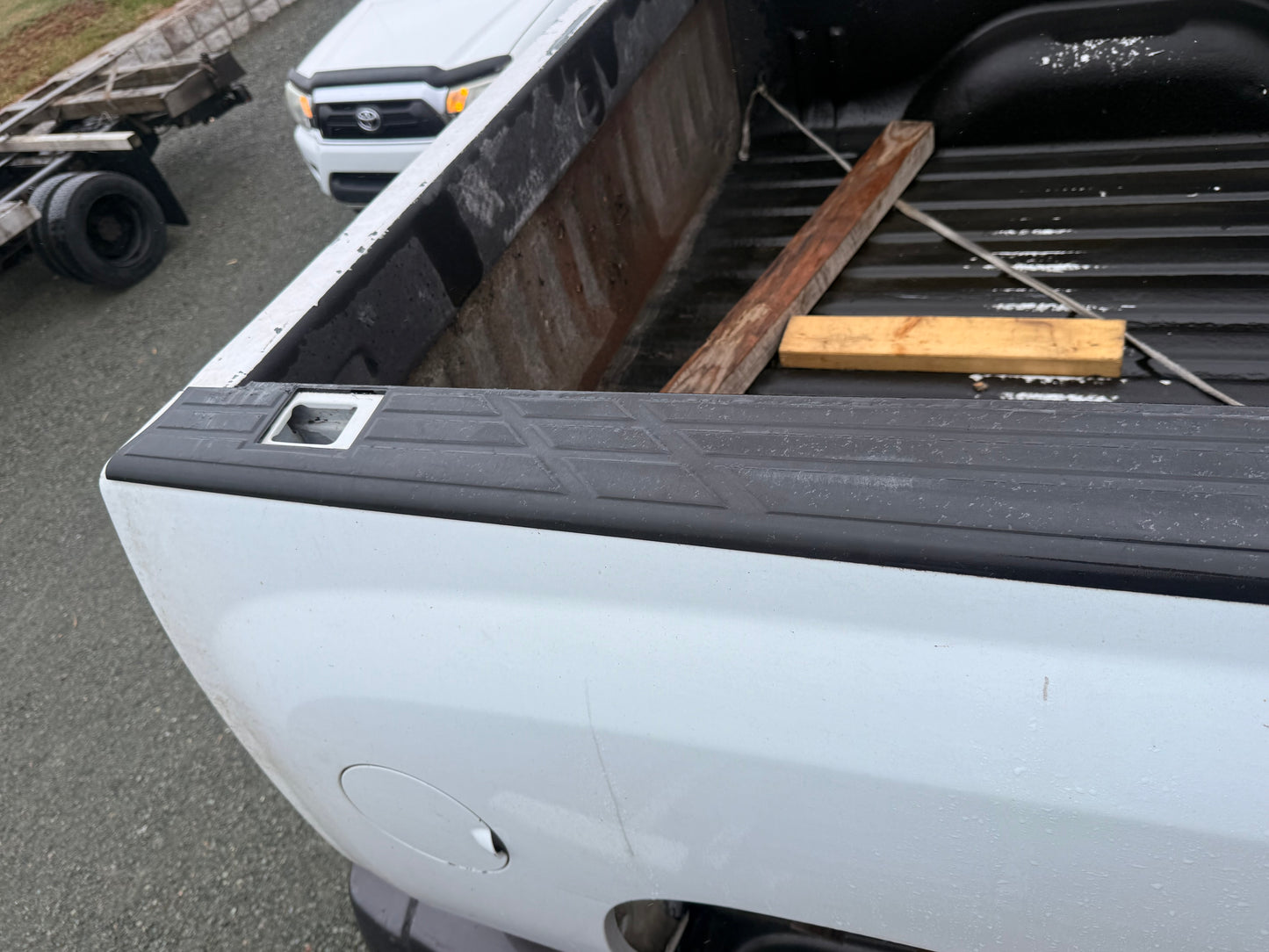 Chevrolet Silverado 1500 5'8" Short Bed Truck Box