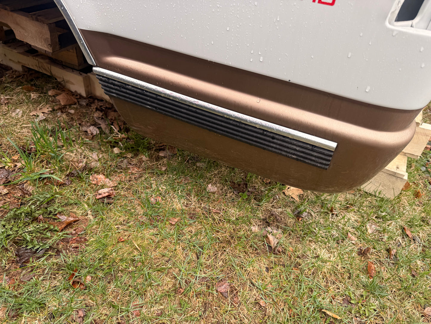 1988–1998 GMC Sierra 6'6" Standard Bed Truck Box