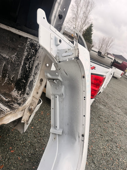 2007-2013 Chevrolet Silverado 1500 2500 3500 Driver Side Fender