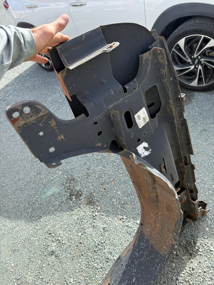 2003-2006 Chevrolet Silverado/GMC Sierra Front, Passenger Side Fender