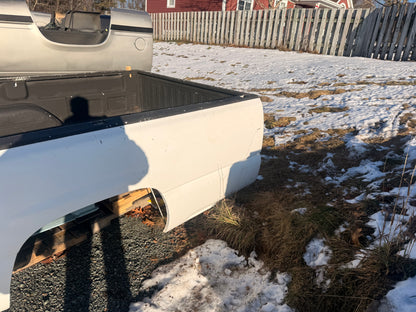 1999–2007 GMC Sierra 1500/2500/3500 8ft Long Bed Truck Box