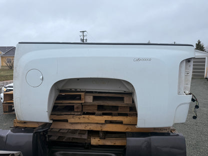 Chevrolet Silverado 1500 5'8" Short Bed Truck Box