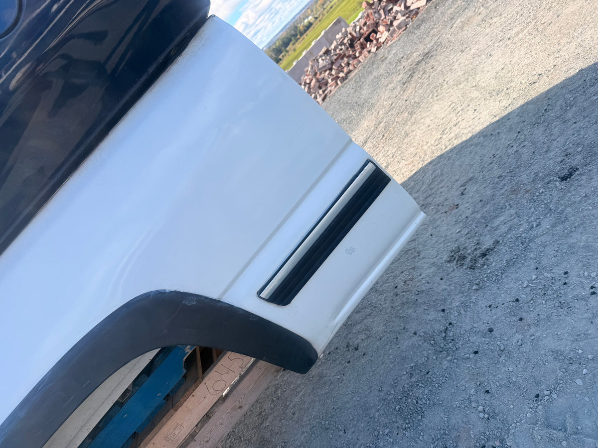 1999-2007 GMC Sierra 1500 2500HD 3500HD 6'6" Standard Bed Truck Box