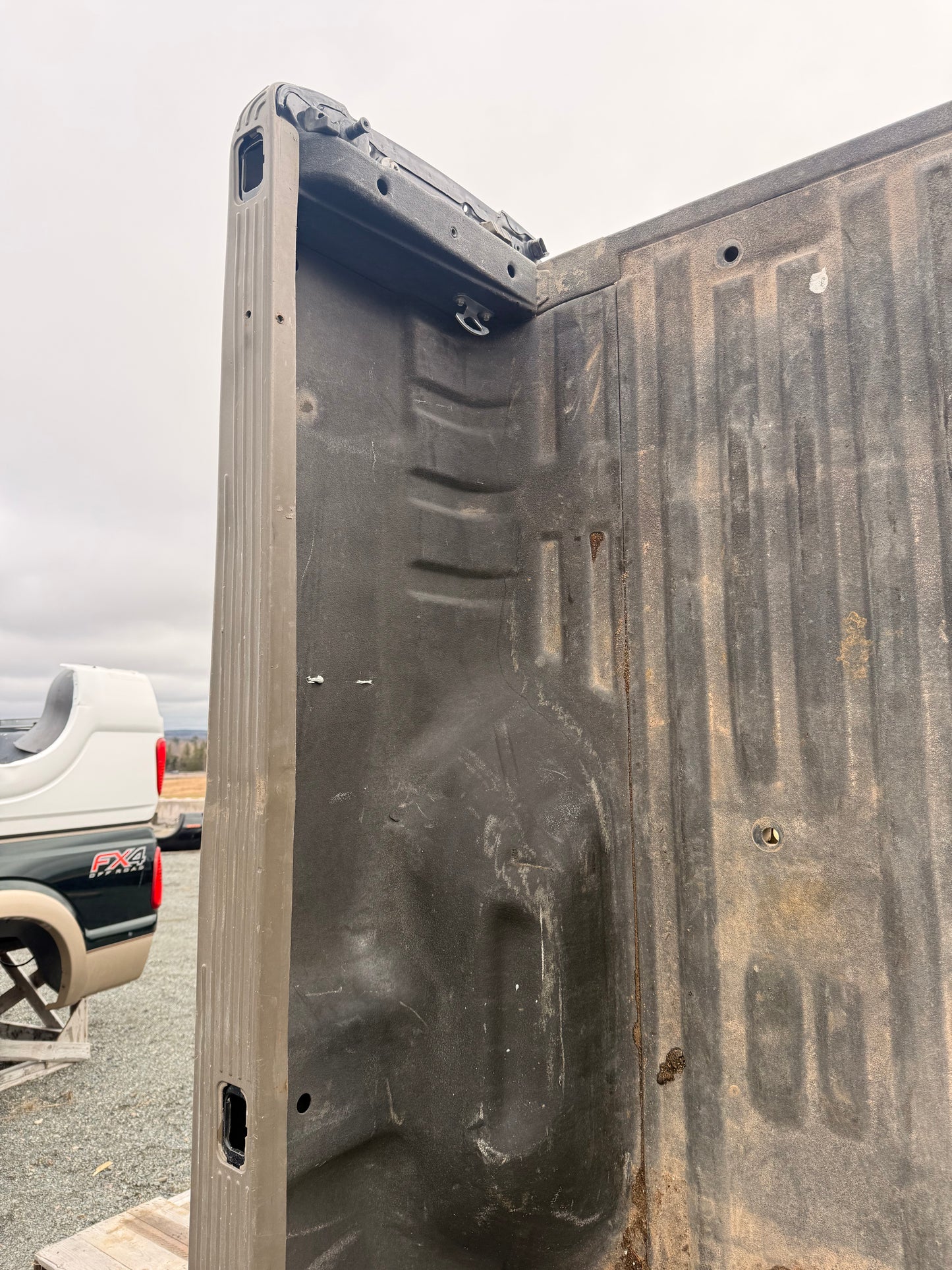 2011–2016 Ford F-250/F-350 8ft Truck Box | King Ranch OEM Bed