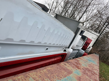 2007–2013 Chevrolet Silverado 1500 2500 3500 8ft Long Bed Truck Box