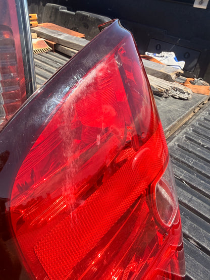 2007–2013 Chevrolet Silverado 1500 2500 3500 Driver Side Tail Light