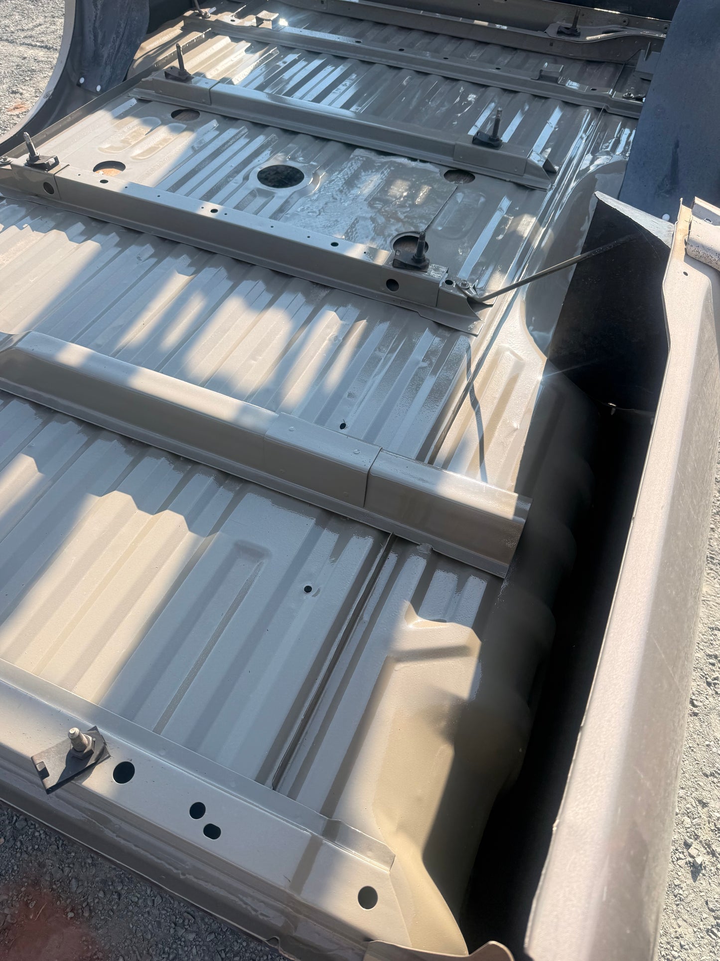 2011-2016 Ford F-250/F-350, 8ft Long Truck Box