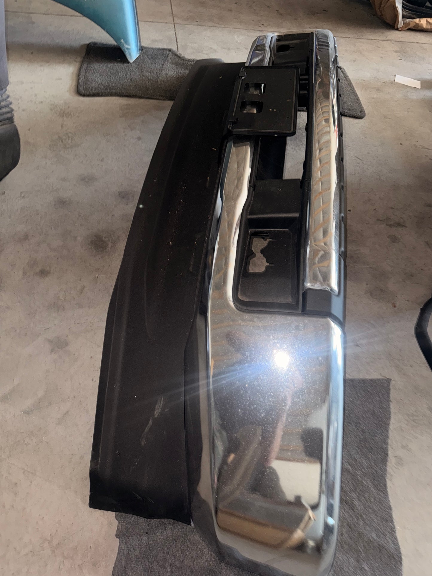 2017-2019 Ford F-250 F-350 F-450 OEM Chrome Front Bumper | No Fog Lights