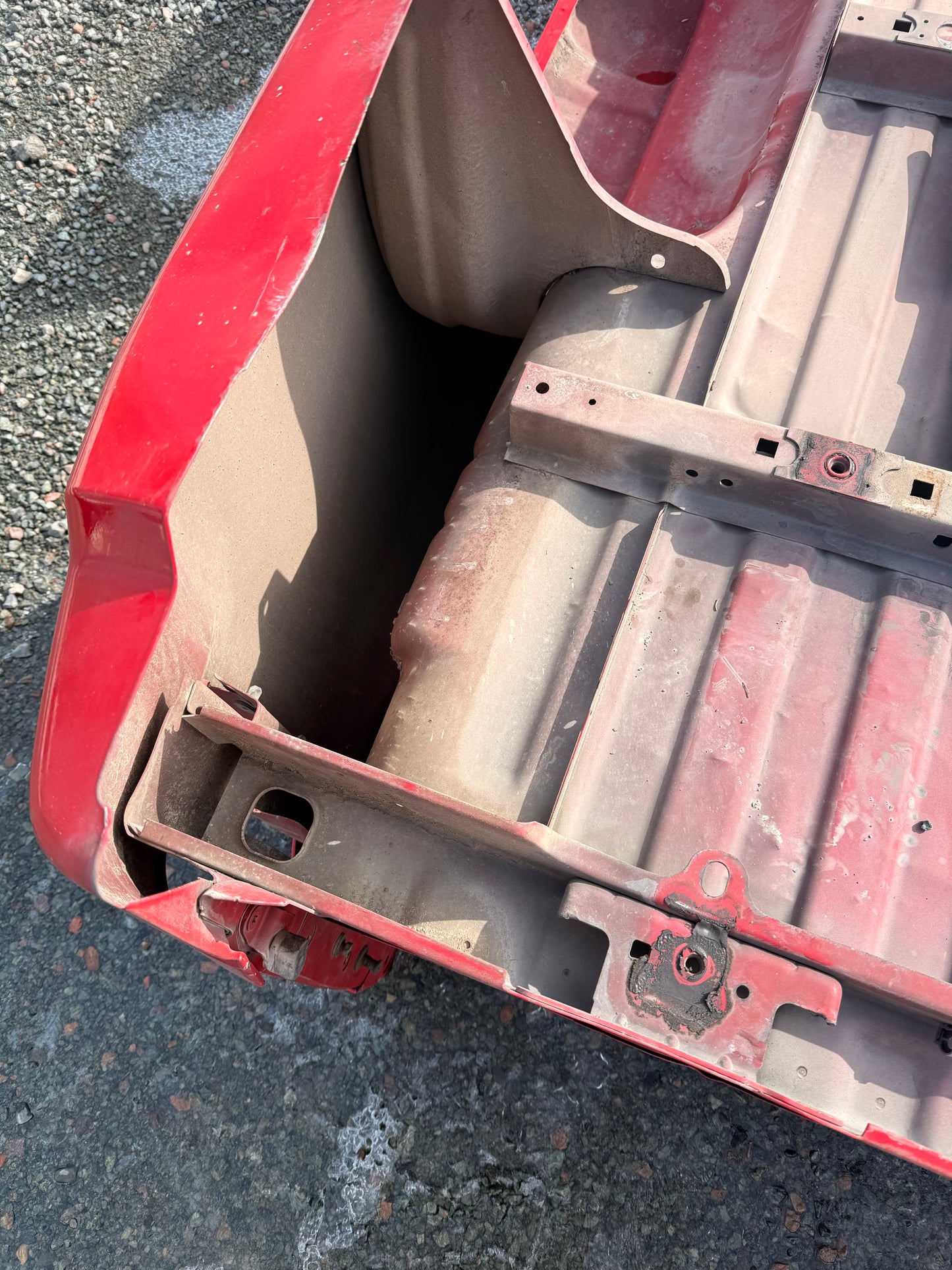 2007–2013 Chevrolet Silverado 1500/2500/3500 8ft Truck Box