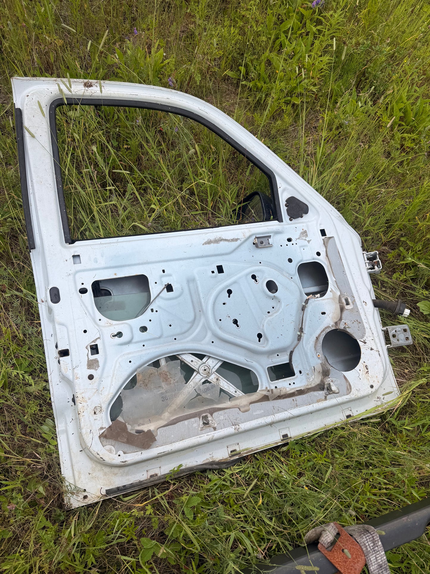 1997-2004 Dodge Dakota OEM Driver Side Door