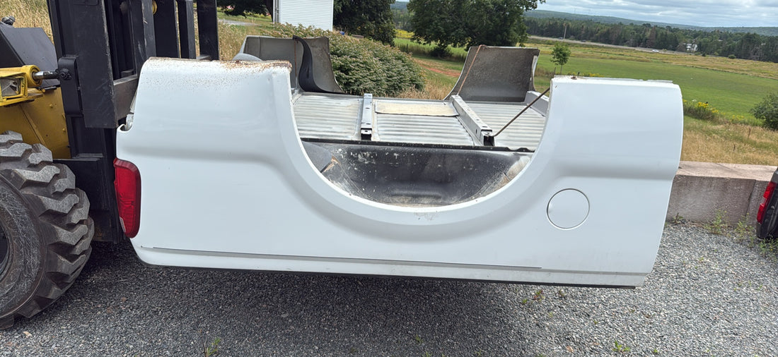 1999-2010 Ford F-250/F-350 6'9" Long Truck Box