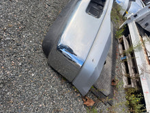 2005-2007 Ford F-250 F-350 F-450 OEM Chrome Front Bumper