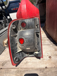 2001-2005 Ford Ranger OEM Passenger Side Tail Light