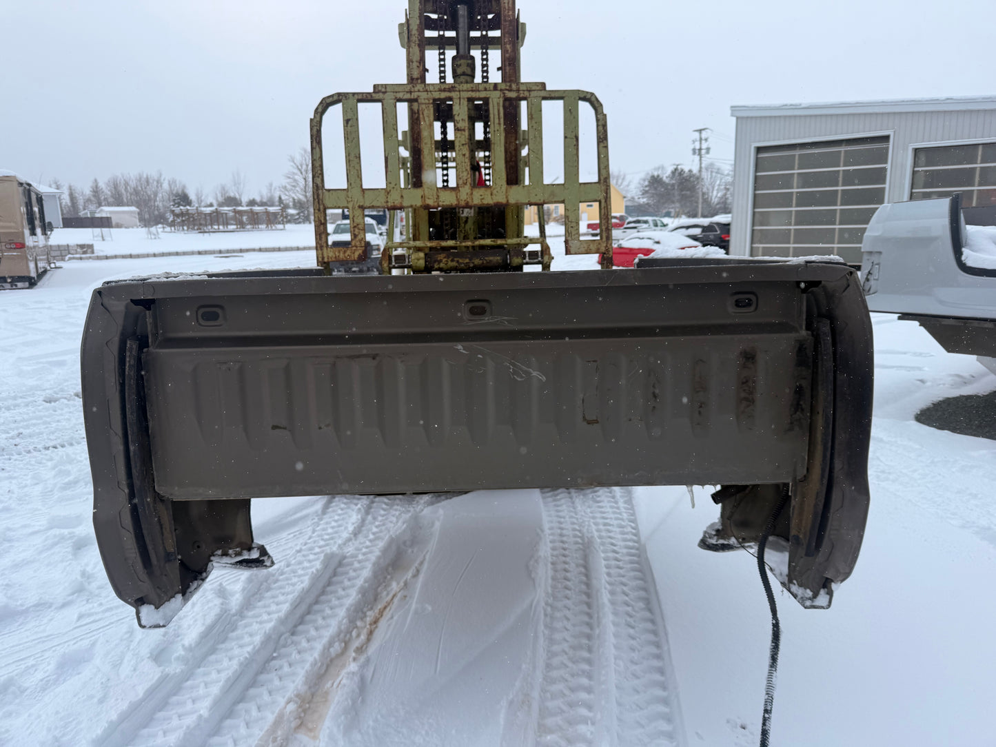 2014–2019 Chevrolet Silverado 1500/2500/3500 5’8” Truck Box