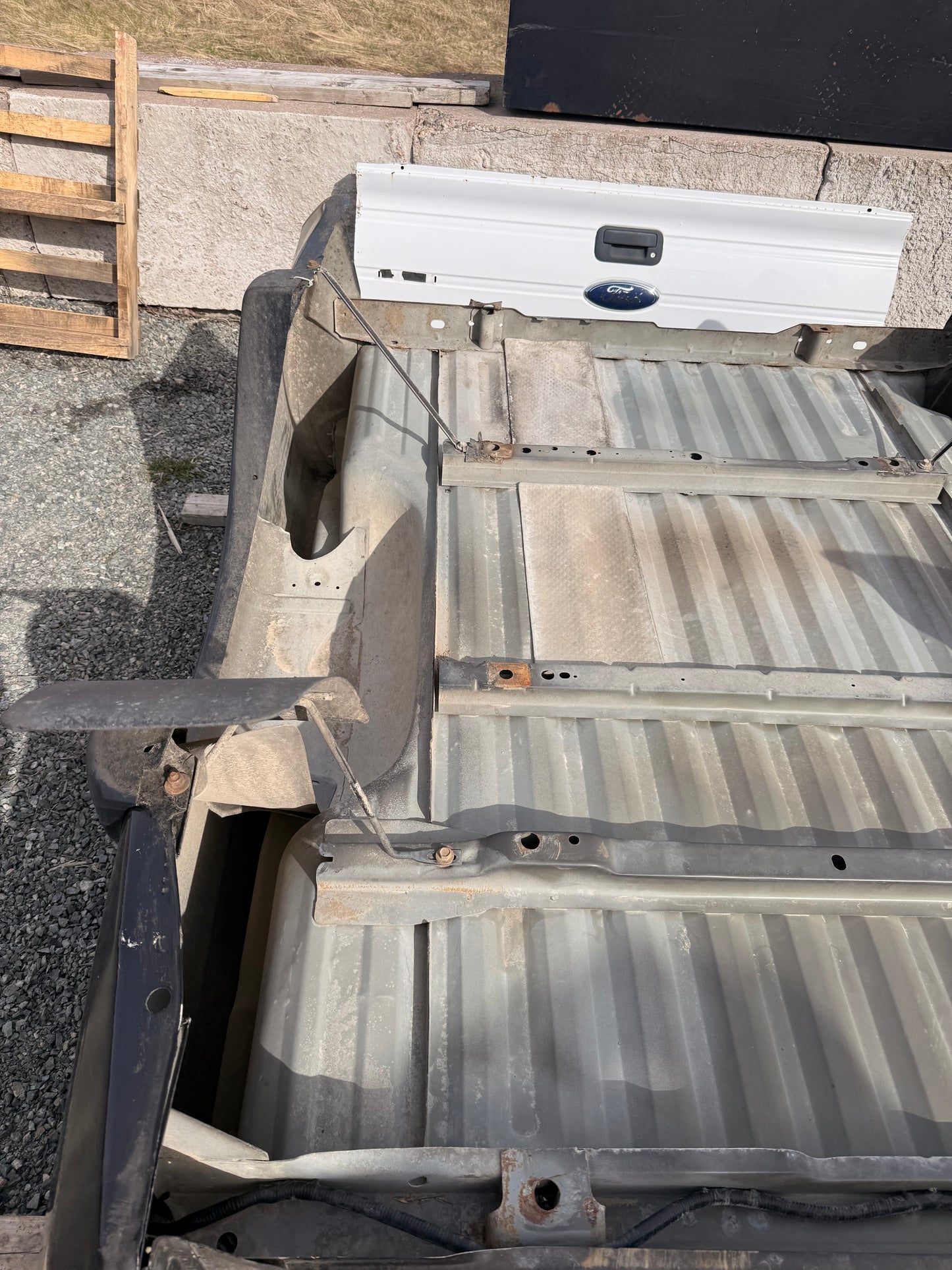 1993–2011 Ford Ranger 6ft Standard Bed Truck Box