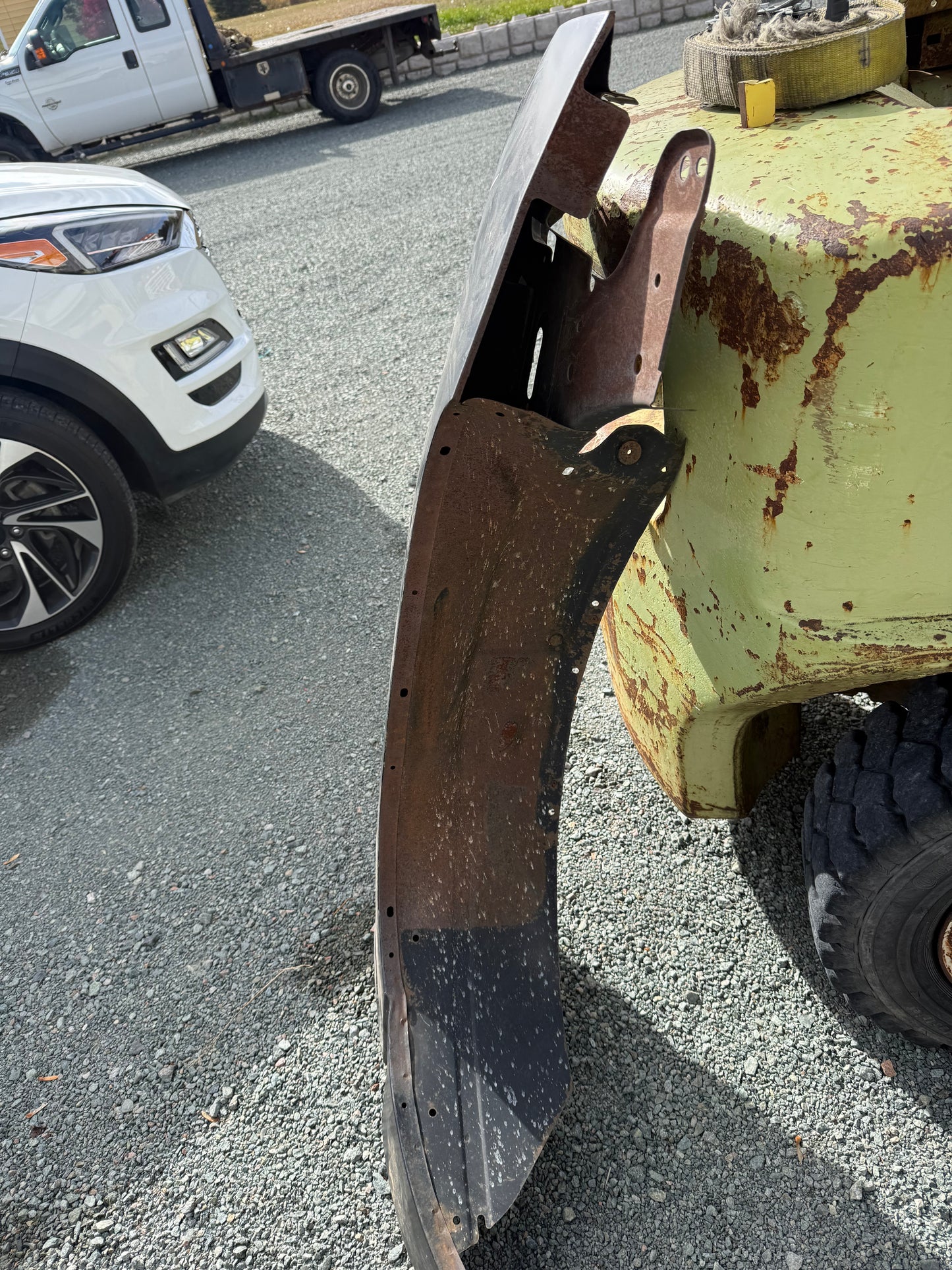 2003-2006 Chevrolet Silverado/GMC Sierra Front, Passenger Side Fender