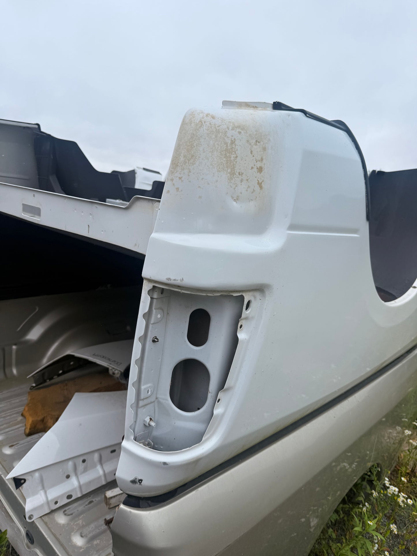 2009-2018 Dodge Ram 1500 2500 3500 6’4” Standard Bed Truck Box
