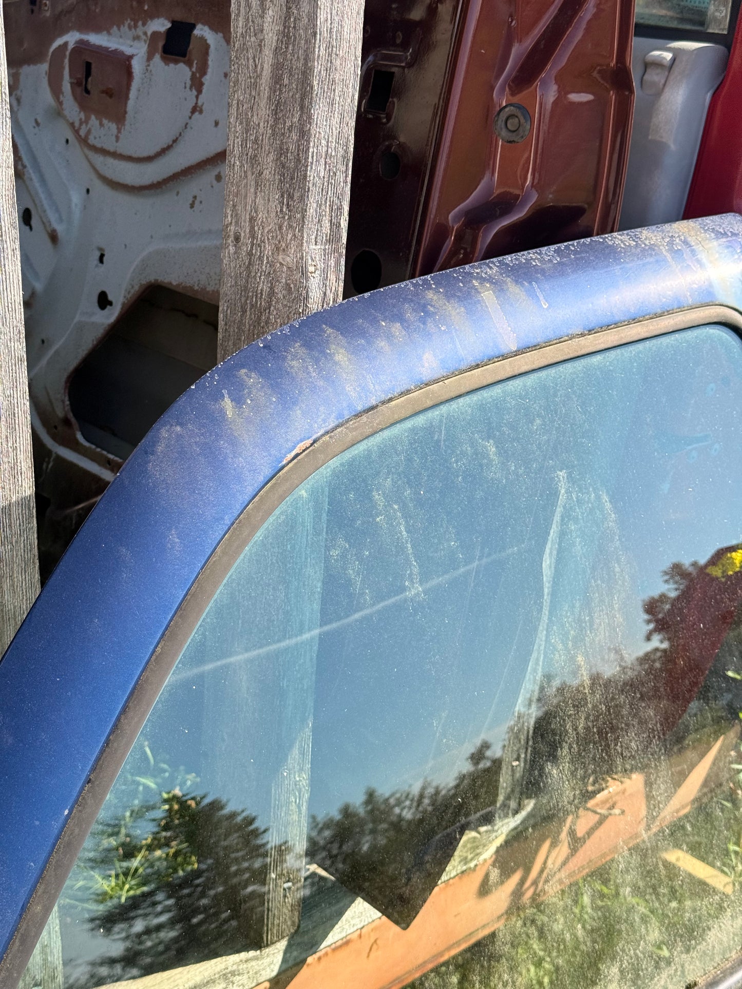 2000-2006 GMC Suburban 1500 2500 OEM Front Driver Side Door