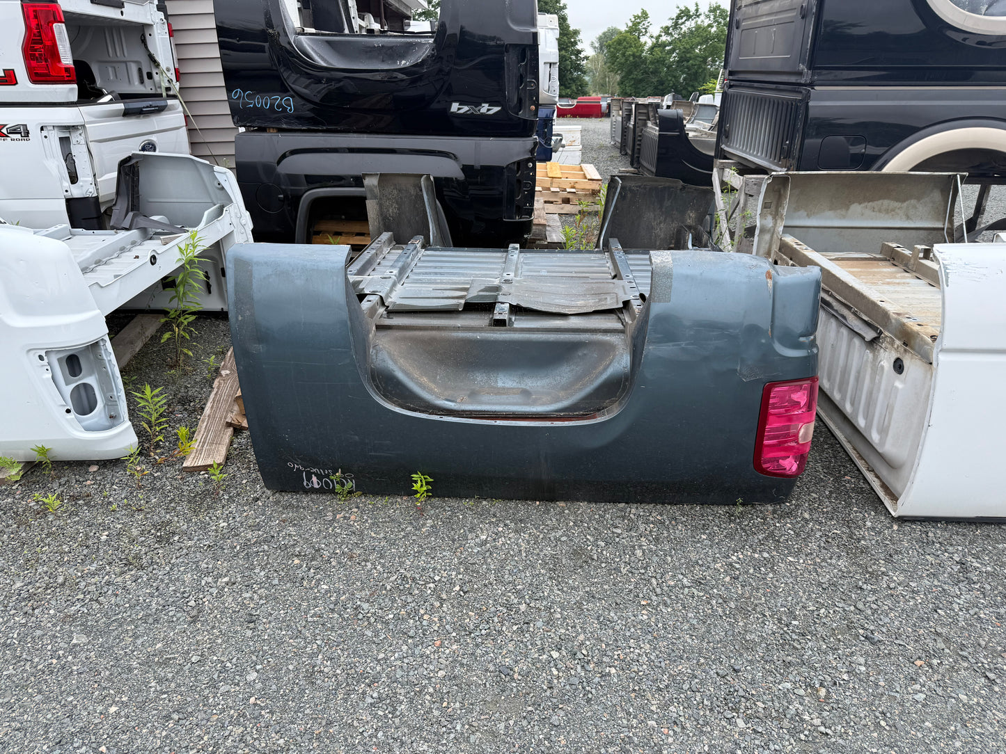 2007-2013 Chevrolet Silverado 1500 5’8” Short Bed Truck Box