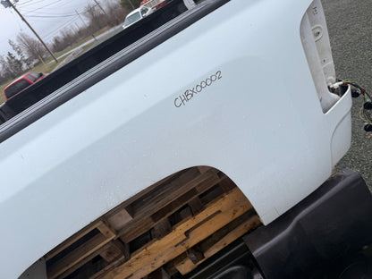 Chevrolet Silverado 1500 5'8" Short Bed Truck Box