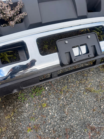2005-2007 Ford F-250 F-350 F-450 OEM Chrome Front Bumper