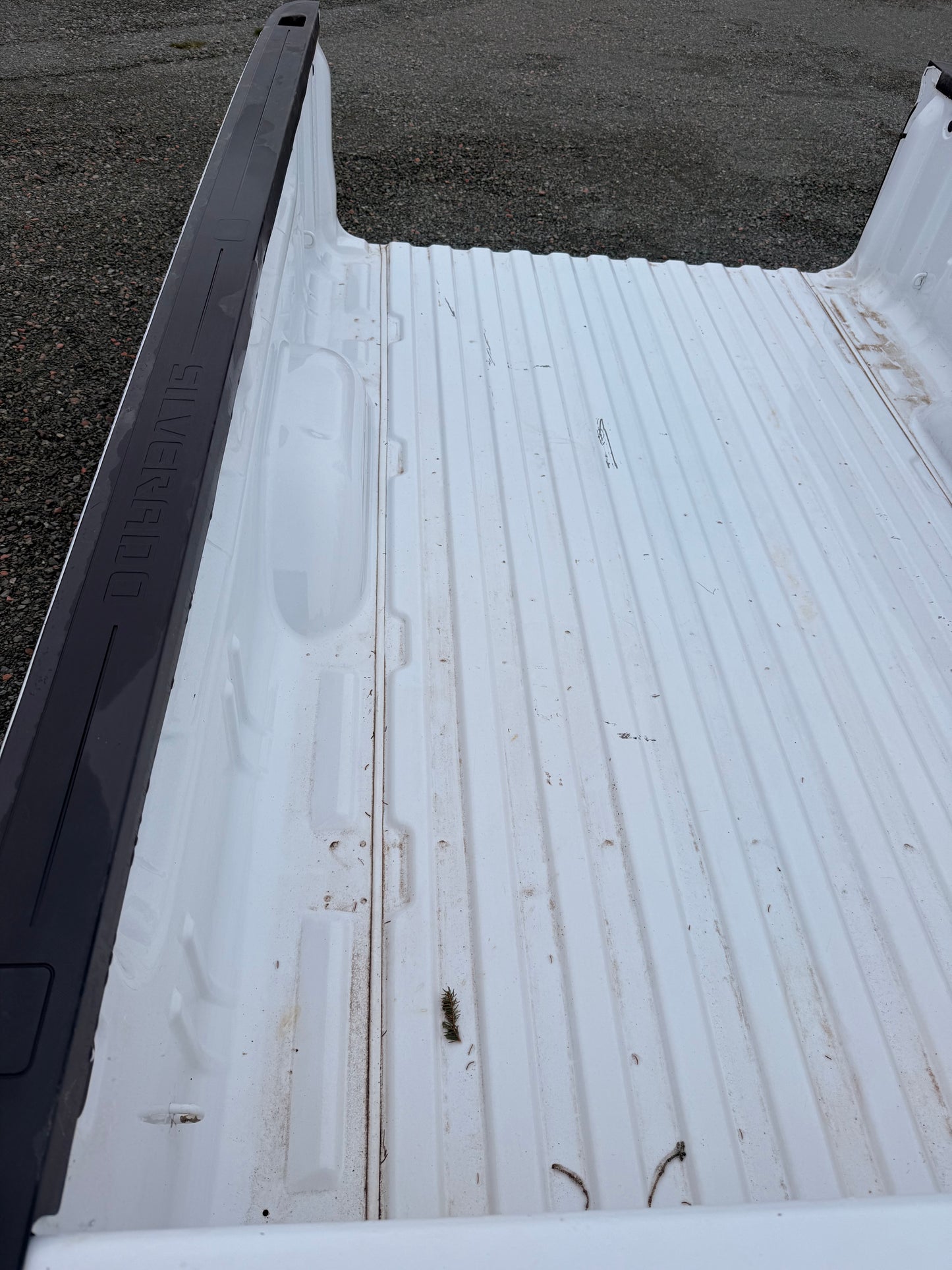 2014–2019 Chevrolet Silverado 1500 2500 3500 8ft Long Bed Truck Box