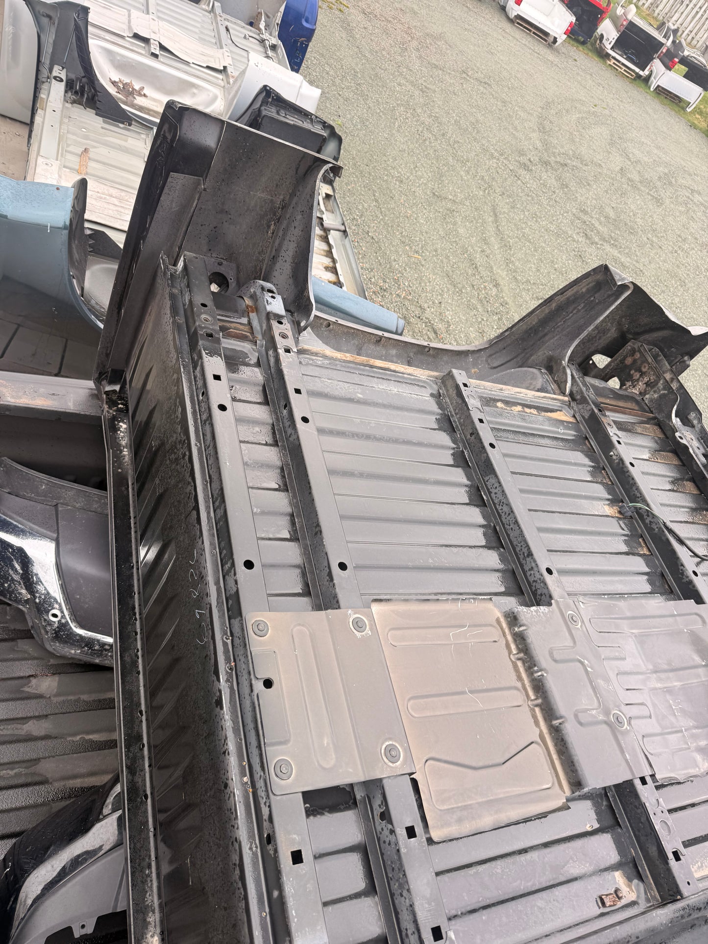2007-2013 Chevrolet Silverado 1500 5’8” Short Bed Truck Box