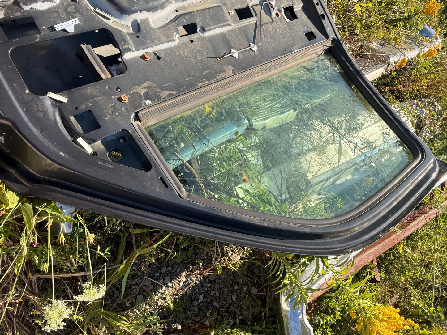 2000-2006 GMC Yukon OEM Front Driver Side Door