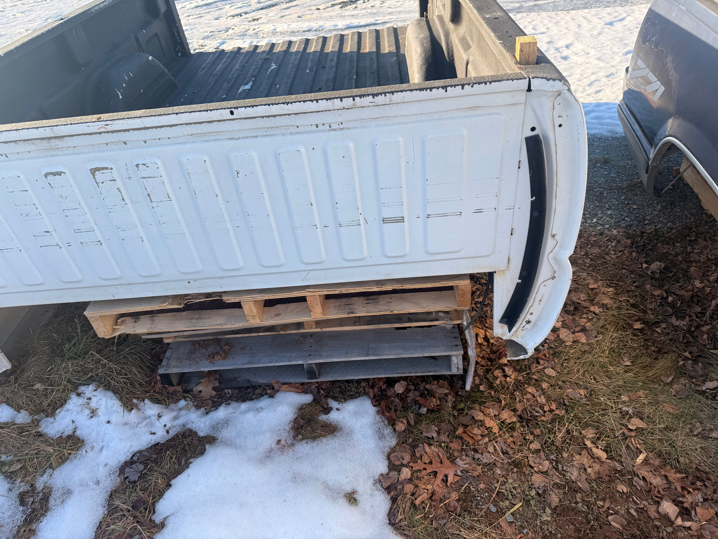 1999–2007 GMC Sierra 1500/2500/3500 8ft Long Bed Truck Box