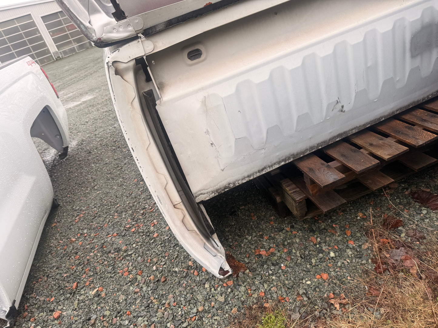 2007–2013 Chevrolet Silverado 1500 2500 3500 8ft Long Bed Truck Box