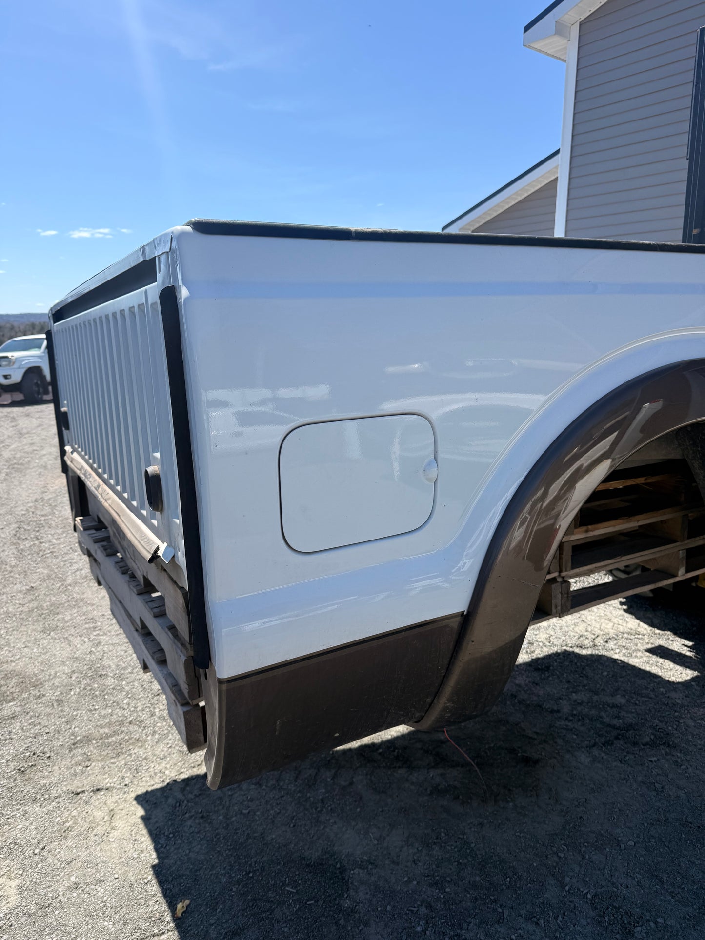 2011–2016 Ford F-250/F-350 6’9” Truck Box | King Ranch Two-Tone OEM Bed