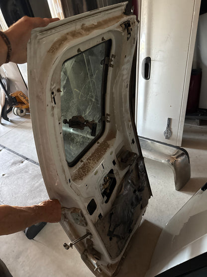 2008-2016 Ford Super Duty F-250, F-350, F-450 and F-550 Extended Cab Rear RH Passenger Side Door