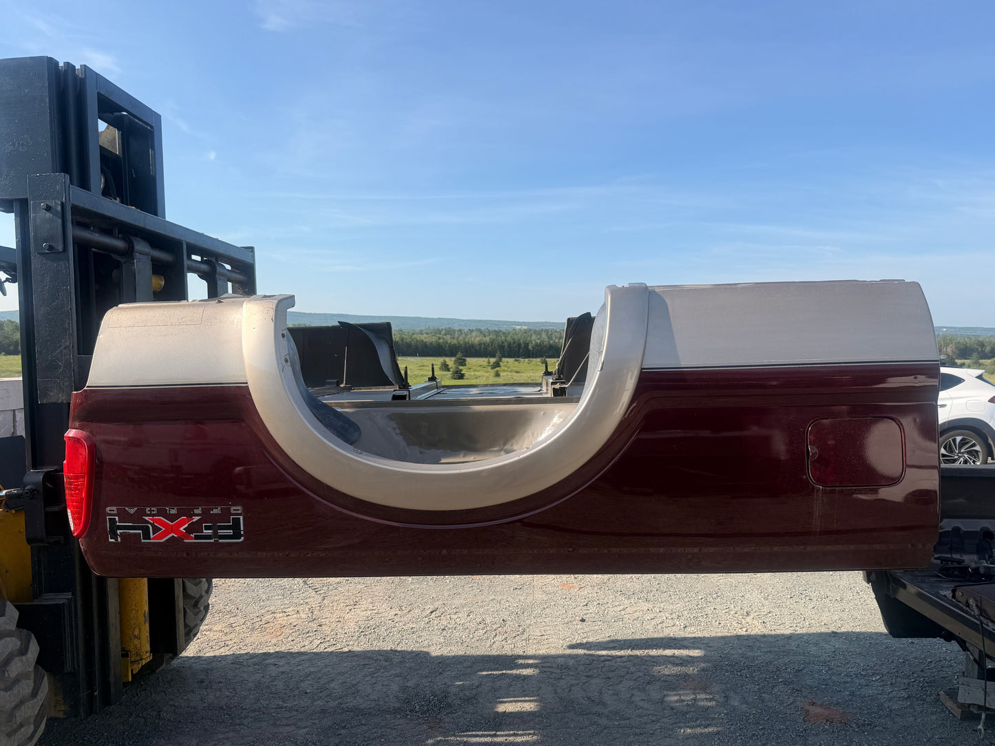 2011-2016 Ford F-250/F-350, 8ft Long Truck Box