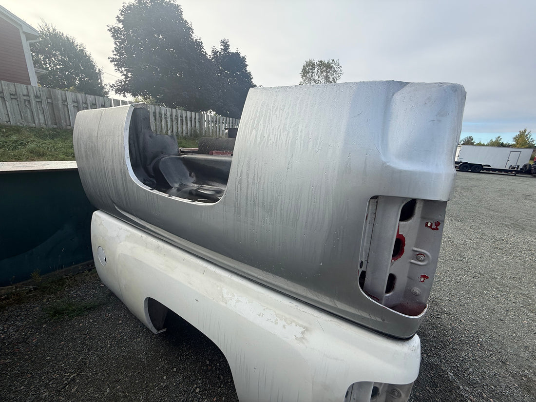 2007-2013 Chevrolet Silverado 1500/2500/3500 8ft Long Truck Box