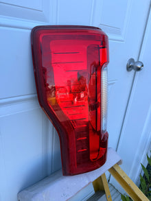 2017–2022 Ford F-250 F-350 F-450 OEM Halogen Driver Side Tail Light