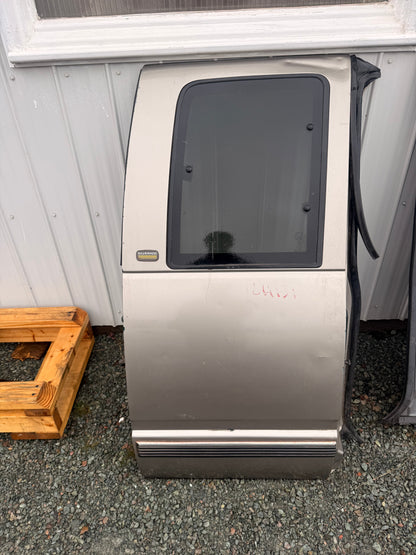1999-2007 Chevrolet Silverado/GMC Sierra 1500/2500/3500 Rear Passenger Side Half Door