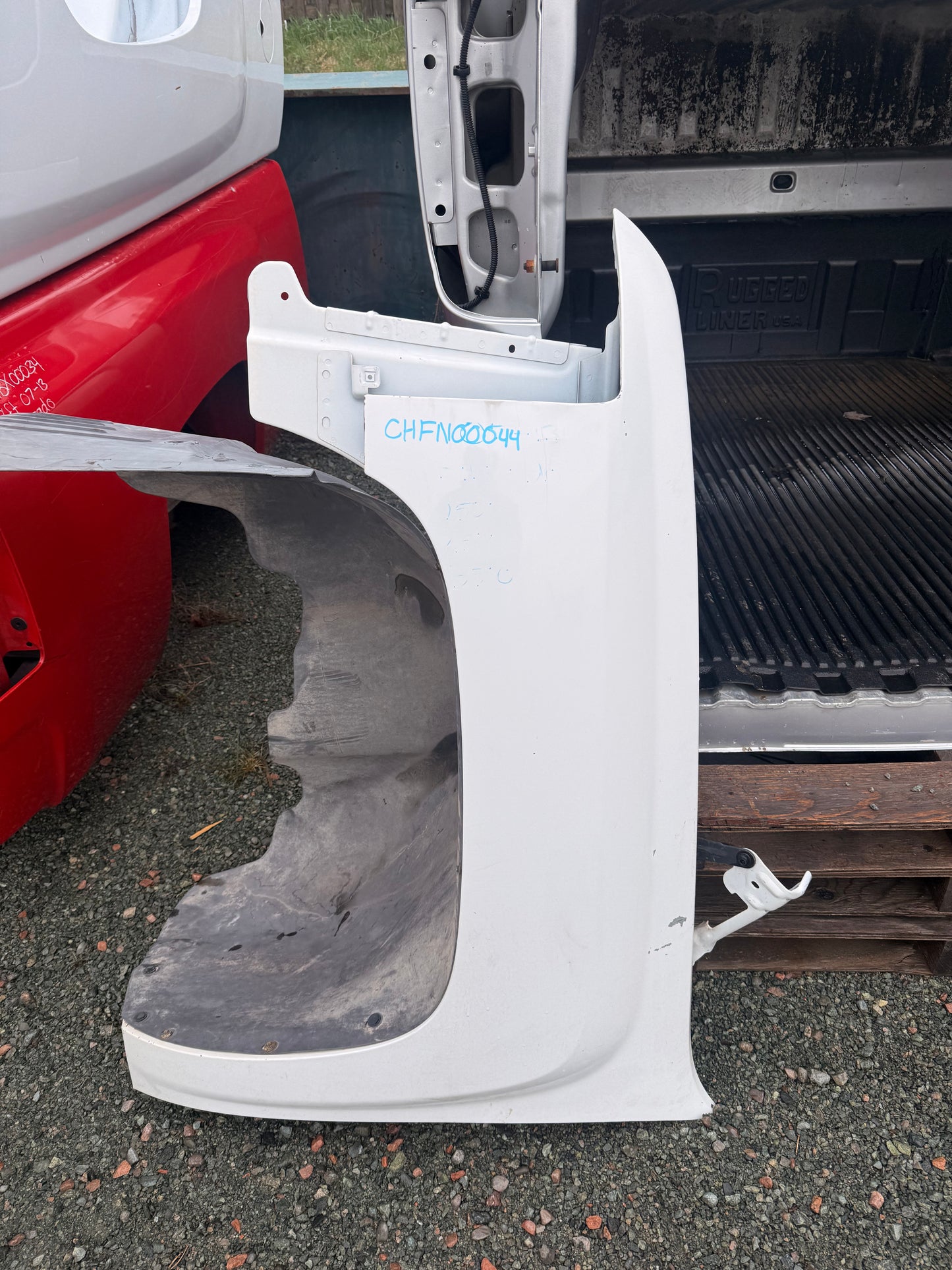 2007-2013 Chevrolet Silverado 1500 2500 3500 Driver Side Fender