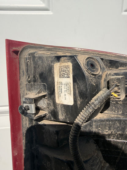 2007–2013 Chevrolet Silverado 1500 2500 3500 OEM Driver Side Tail Light