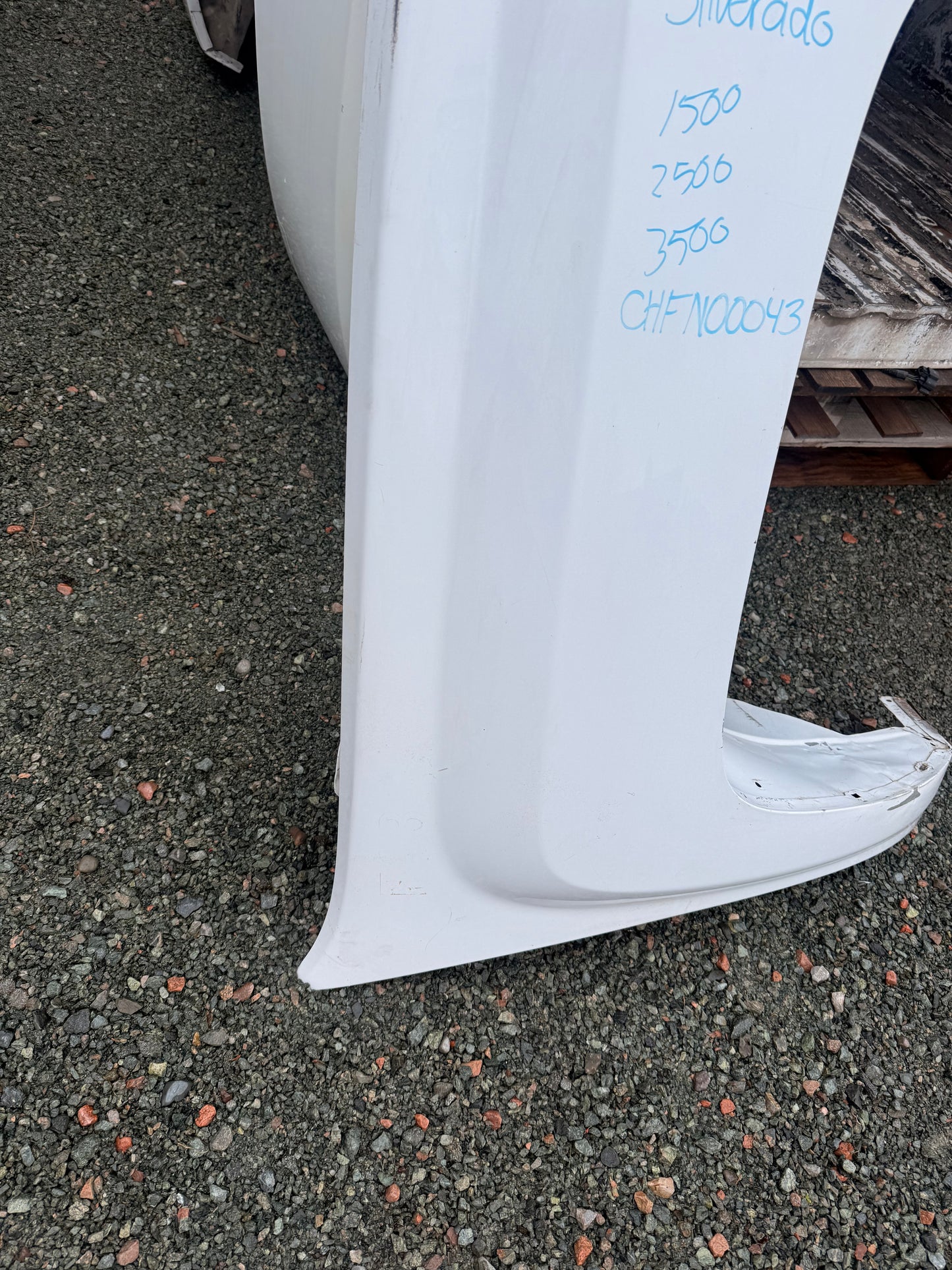 2007-2013 Chevrolet Silverado 1500 2500 3500 Passenger Side Fender