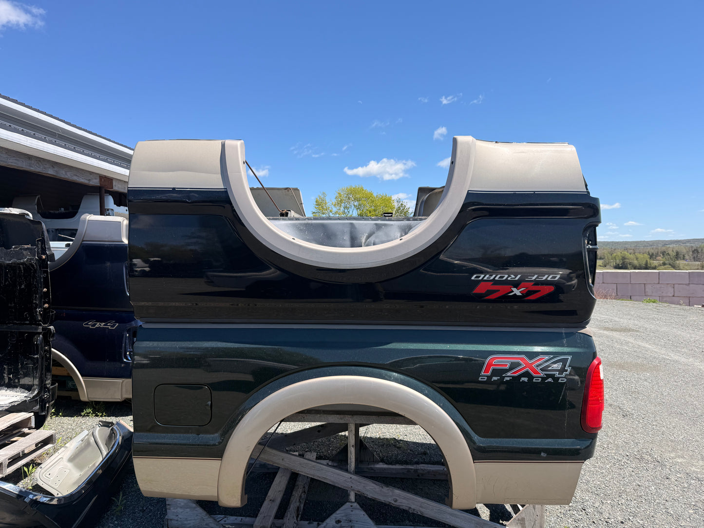 1999-2010 Ford F-250 F-350 6’9” Standard Bed Truck Box