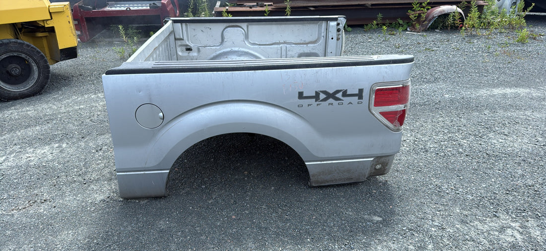 2009-2014 Ford F-150, 5.5ft Long Truck Box