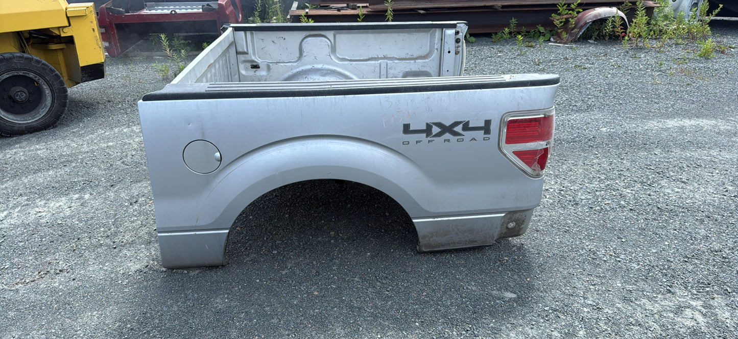 2009-2014 Ford F-150, 5.5ft Long Truck Box