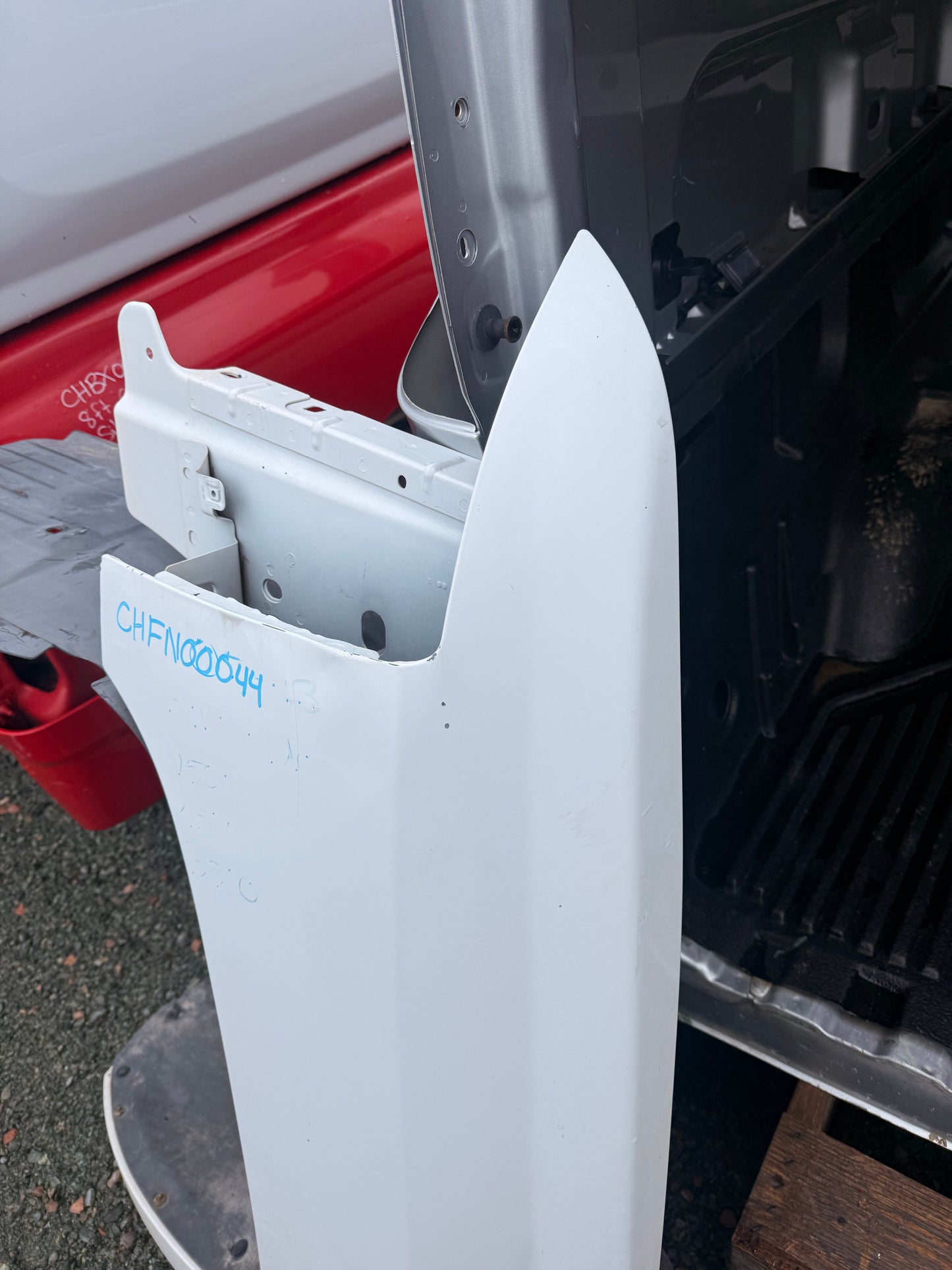 2007-2013 Chevrolet Silverado 1500 2500 3500 Driver Side Fender
