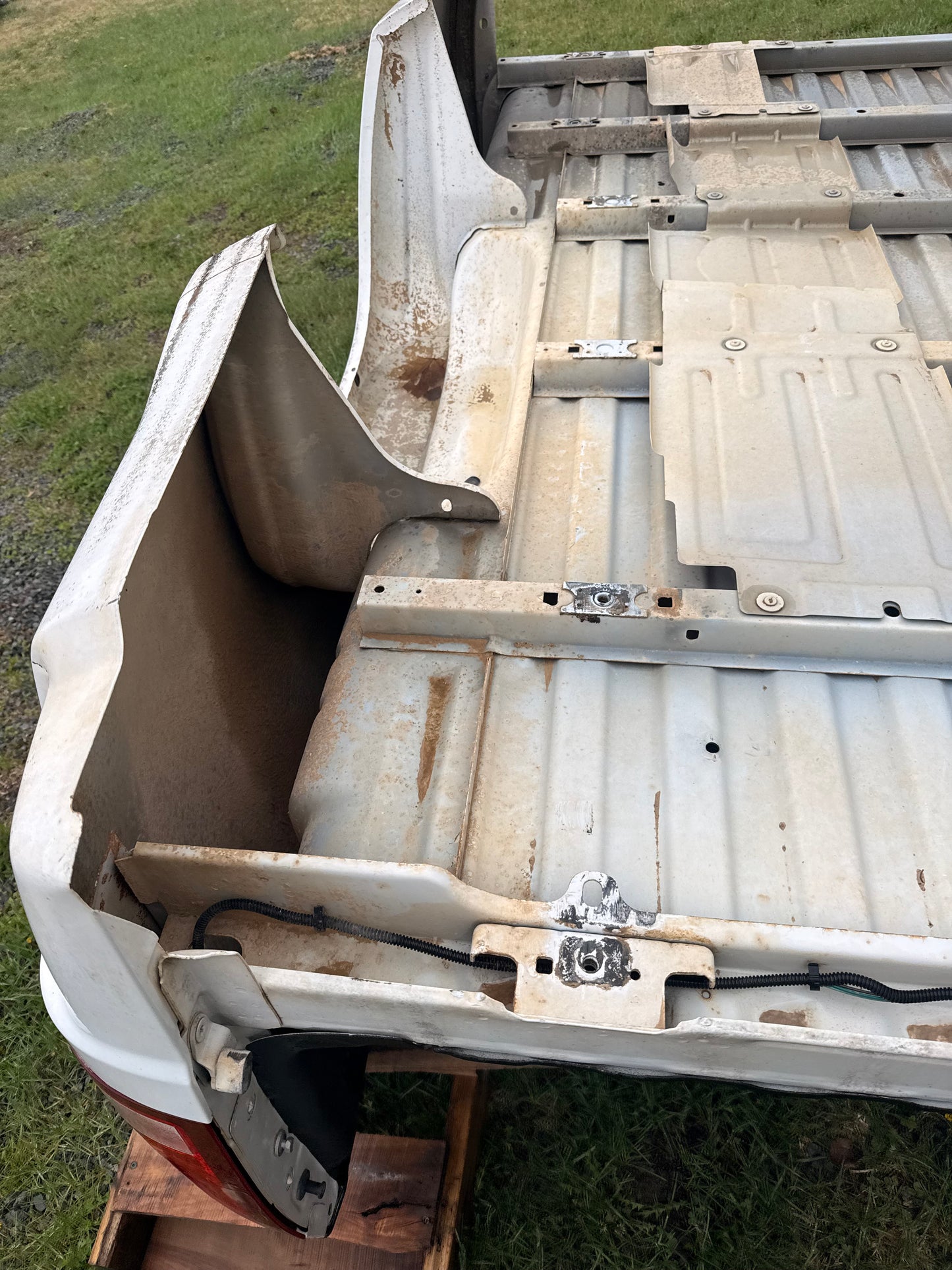 2007-2013 GMC Sierra 1500/2500/3500 8ft Long Bed Truck Box