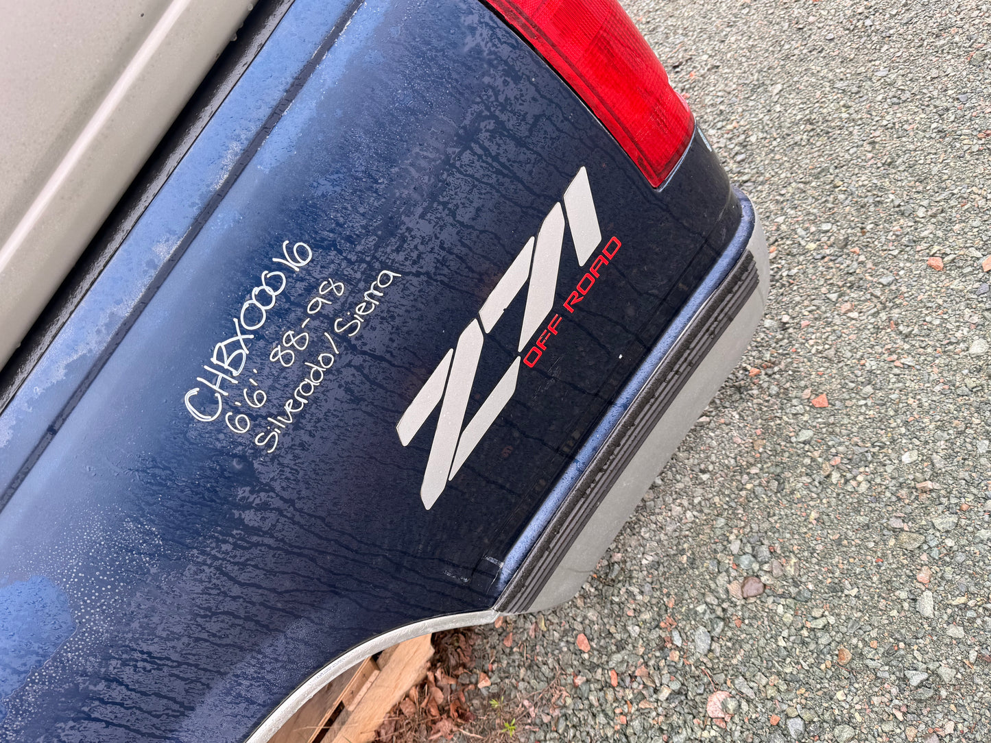 1988-1998 Chevrolet Silverado 6’6” Standard Bed Truck Box