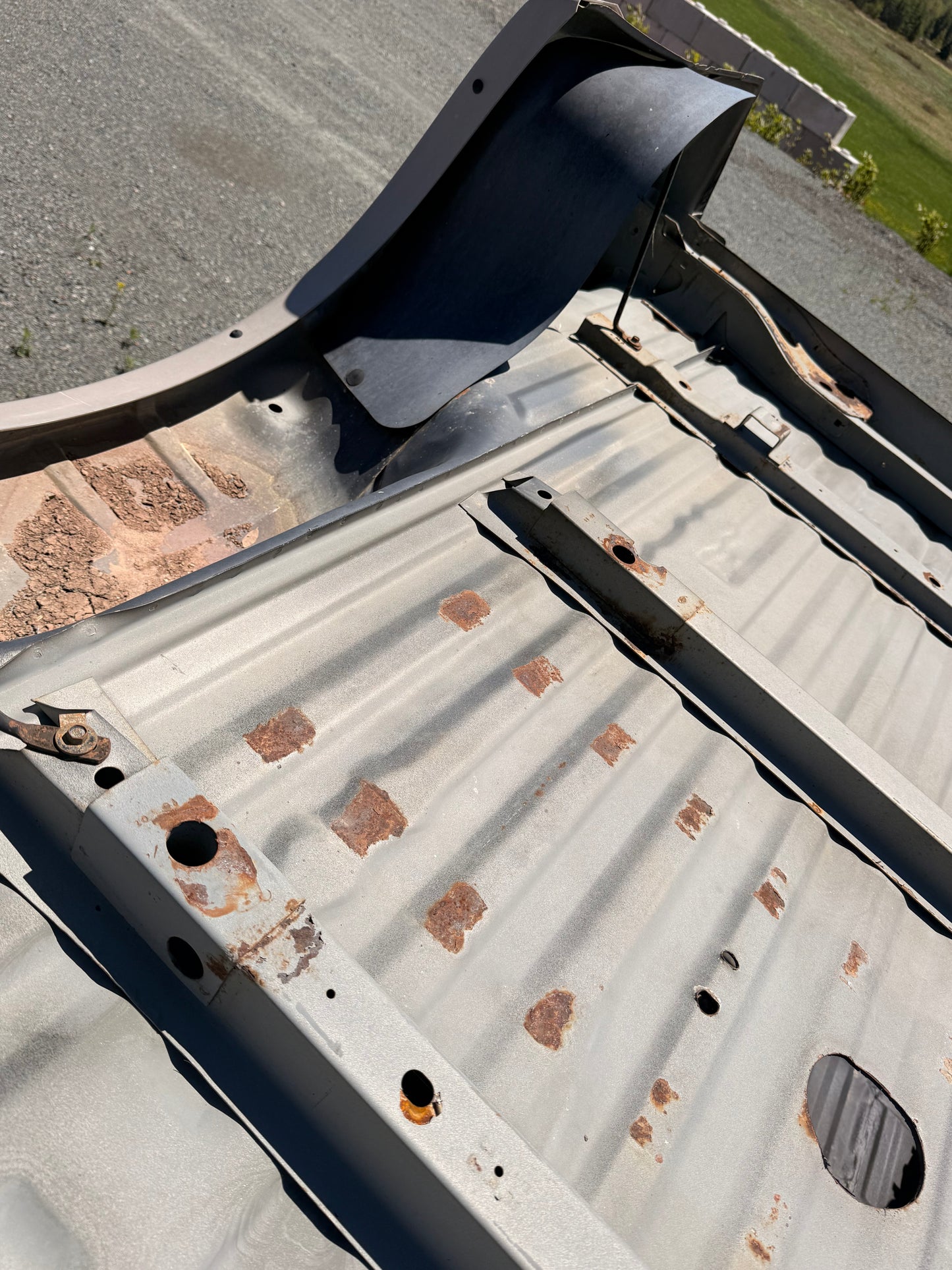 1999-2010 Ford F-250 F-350 6’9” Standard Bed Truck Box
